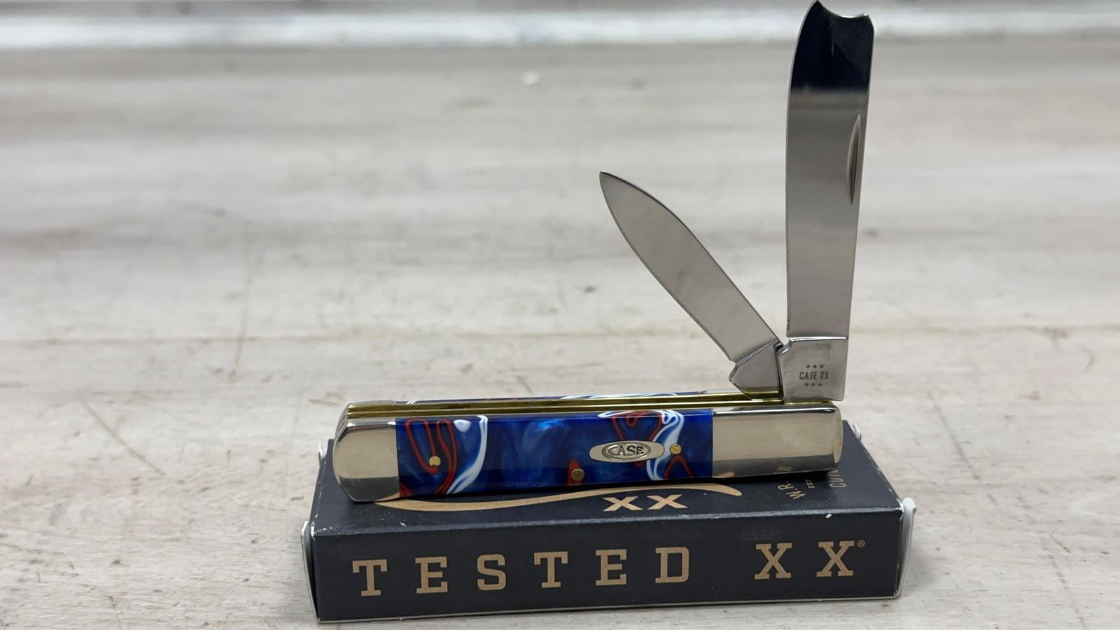 2024 CASE XX RAZOR CORELON: Load-out Pick up for all online purchases for Antiques & collectibles is Monday, Tuesday, Wednesday, February 23rd, 24th, 25th At our shipper's location. We do offer shipping on all items shippabl