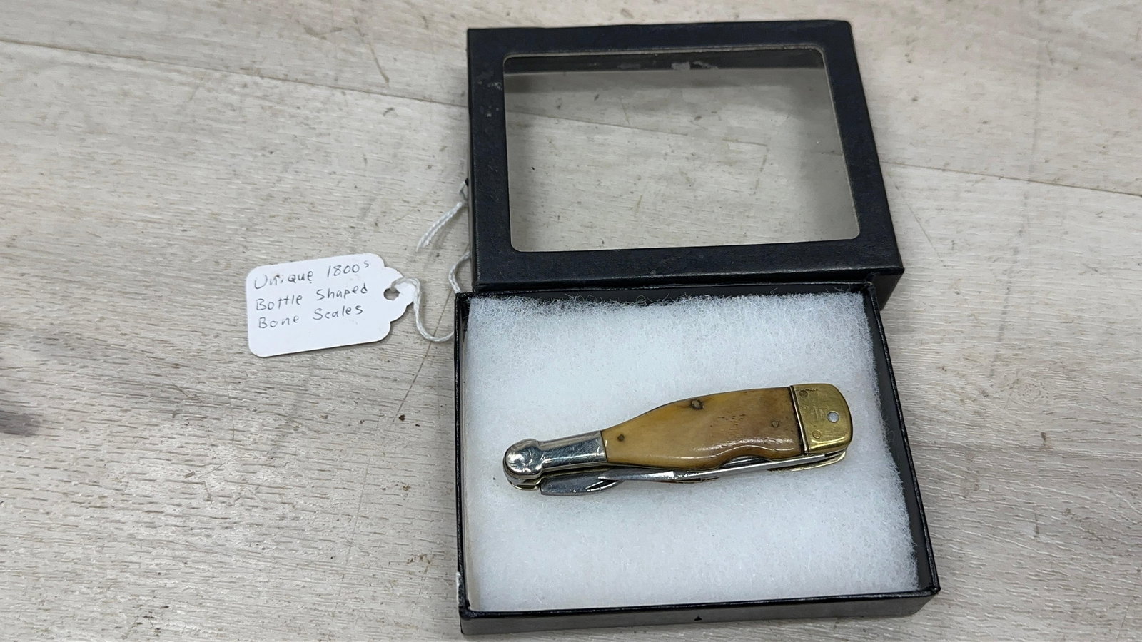 UNIQUE 1800'S BOTTLE SHAPED KNIFE. BONE SCALES: Load-out Pick up for all online purchases for Antiques & collectibles is Monday, Tuesday, Wednesday, February 23rd, 24th, 25th At our shipper's location. We do offer shipping on all items shippabl