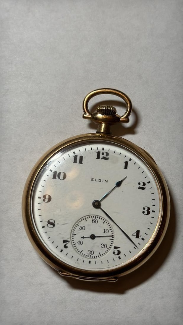 Elgin Grade 315 Antique Pocket Watch, 15 Jewels, Gold-Filled Case, 1919: Elgin Grade 315 Antique Pocket Watch, Mechanical movement, 15 jewels, Gold-filled case, White dial with Arabic numerals and sub-second dial, Serial number 21419736.