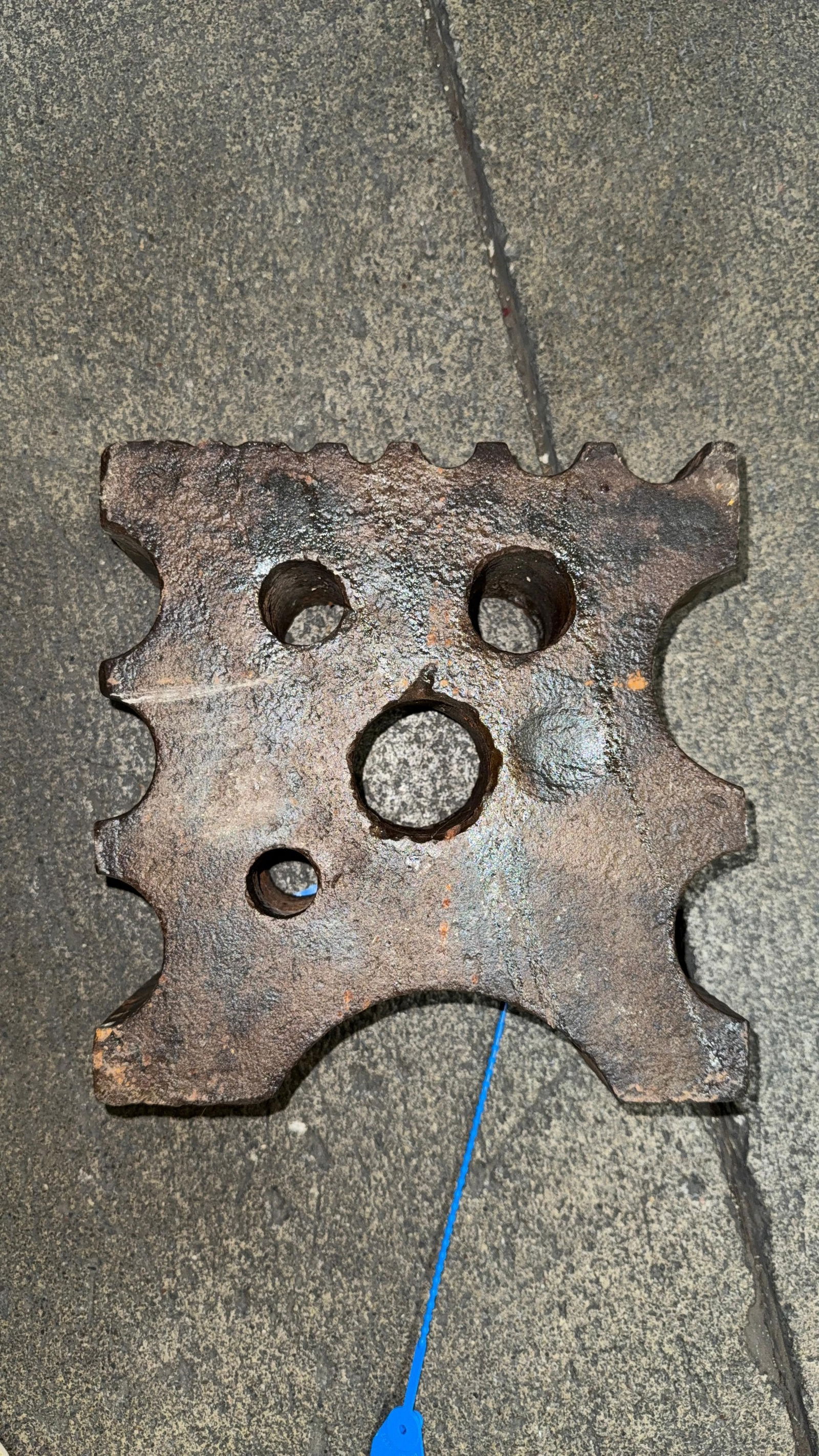 LARGE 69# SWAGE BLOCK (1 of 6)