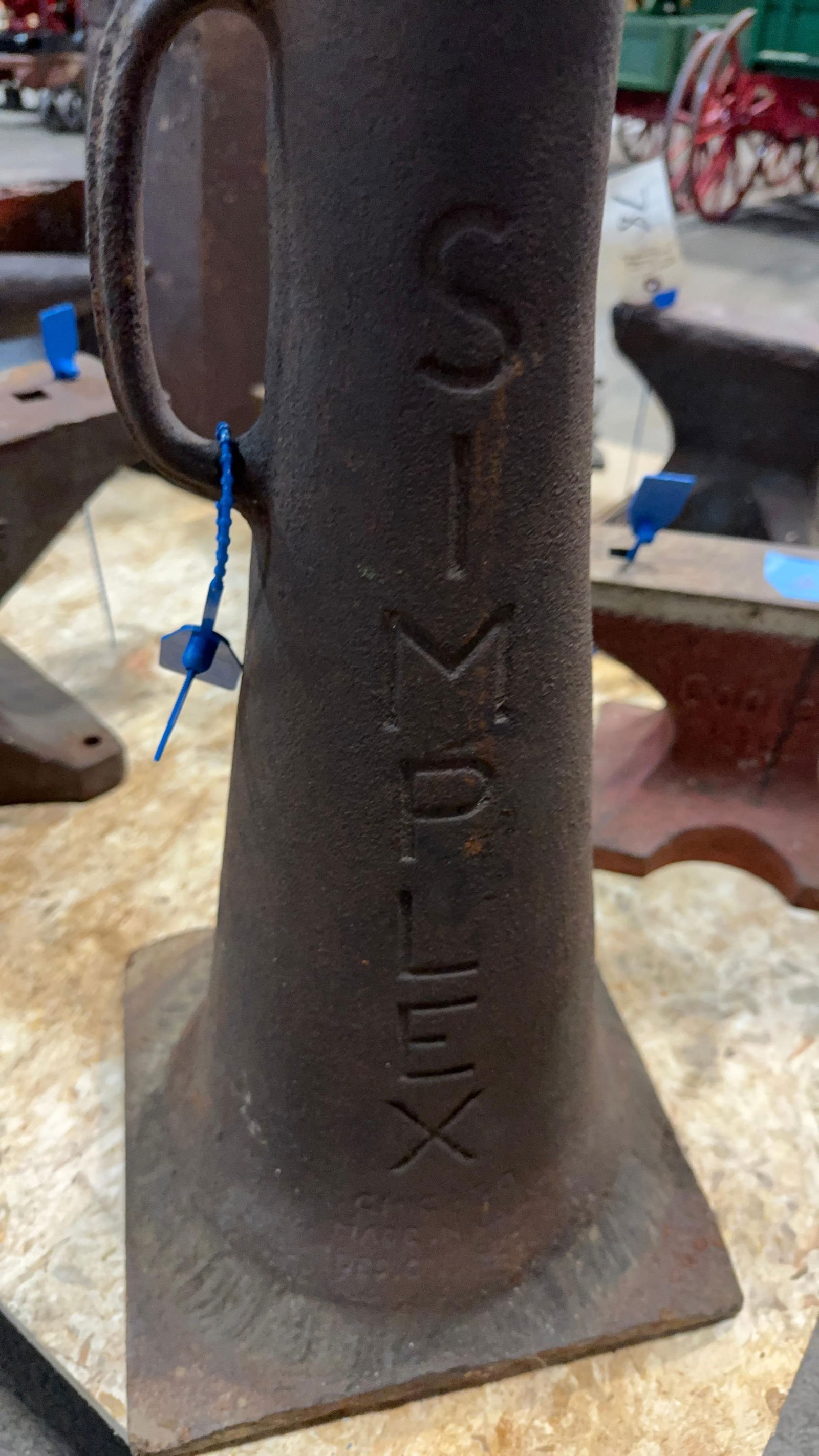 SIMPLEX SCREW JACK - 2