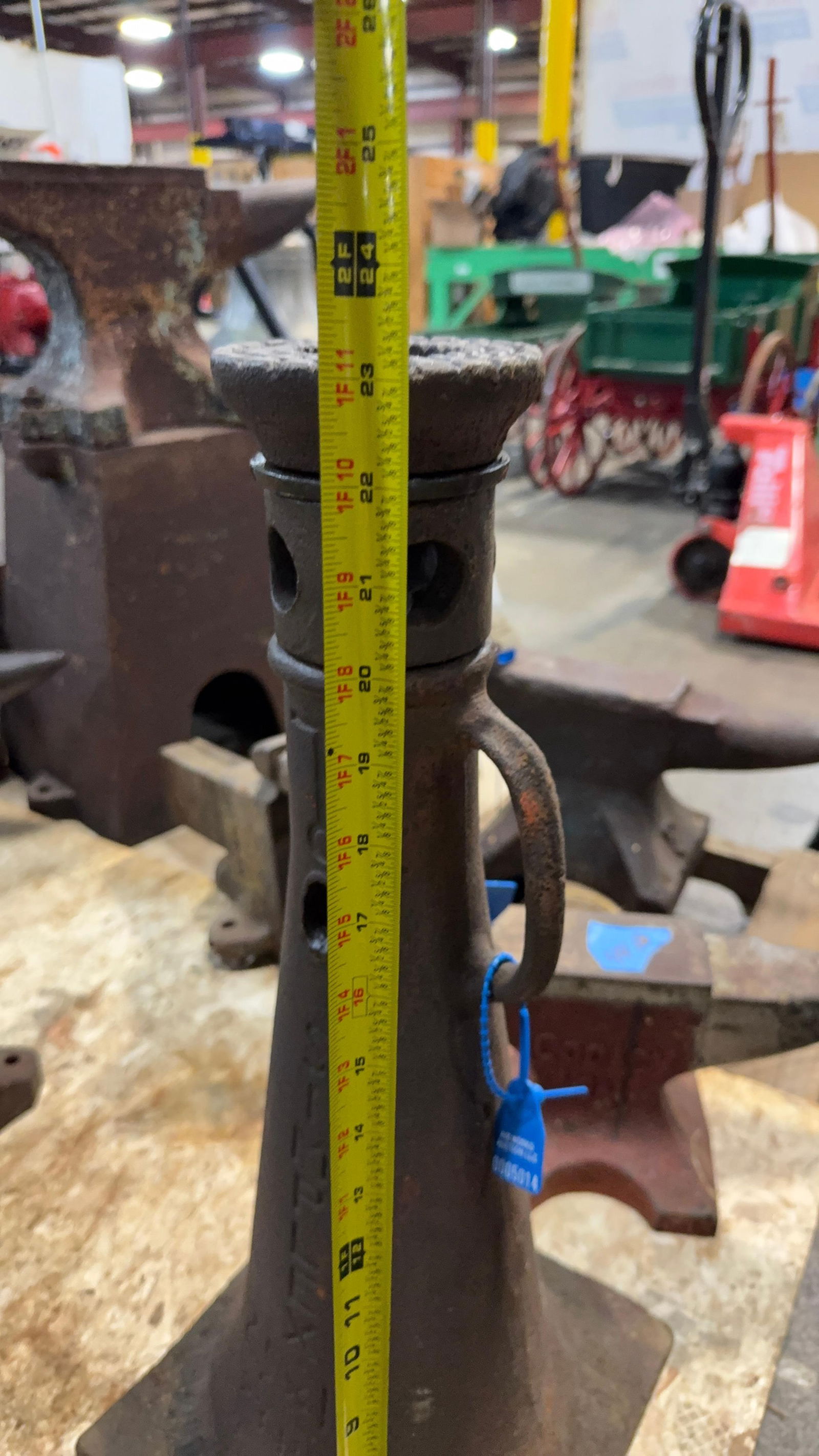 SIMPLEX SCREW JACK - 6