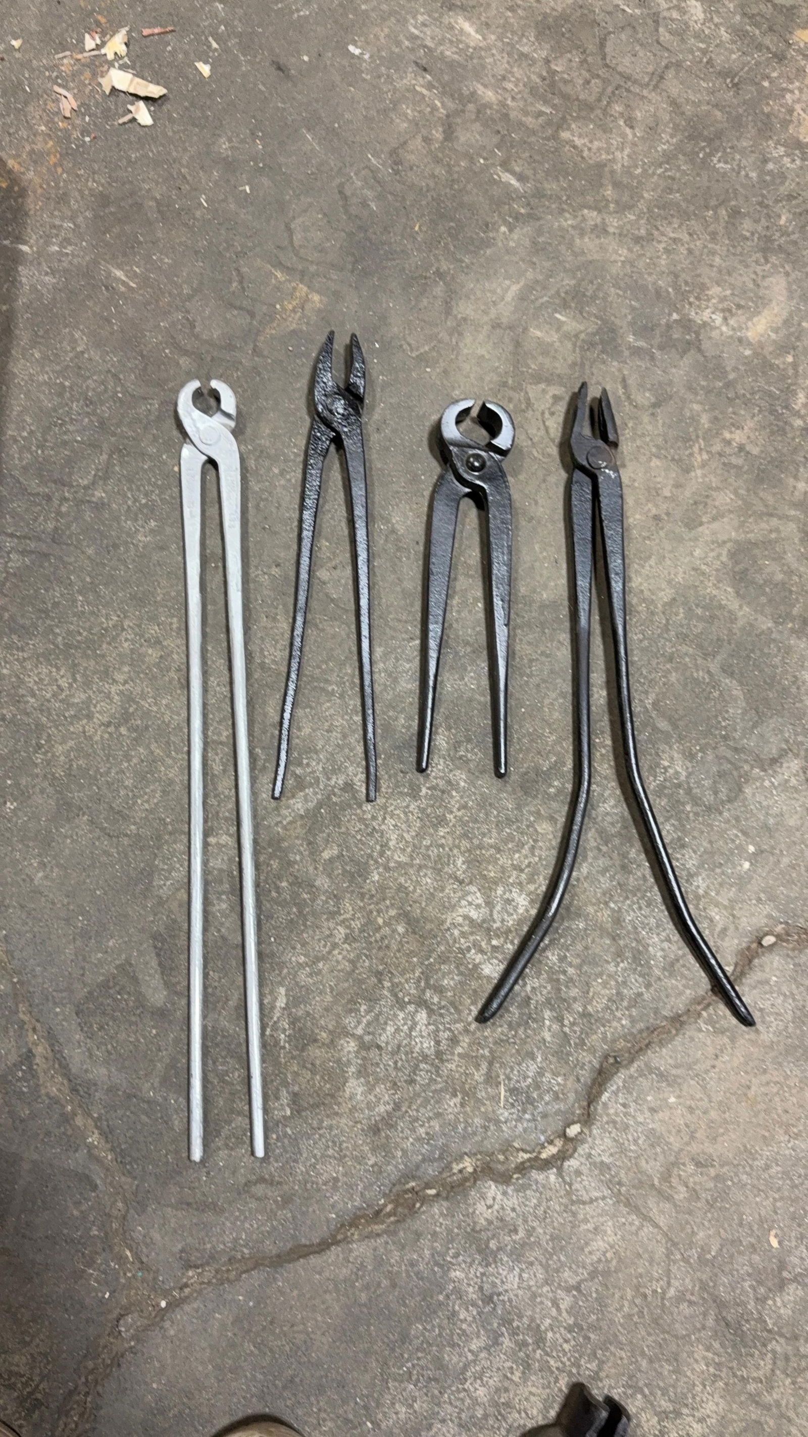 ASSORTED FORGING TONGS: Load-out Pick up for all online purchases for Antiques & collectibles is Monday, Tuesday, Wednesday, February 23rd, 24th, 25th At our shipper's location. We do offer shipping on all items shippable