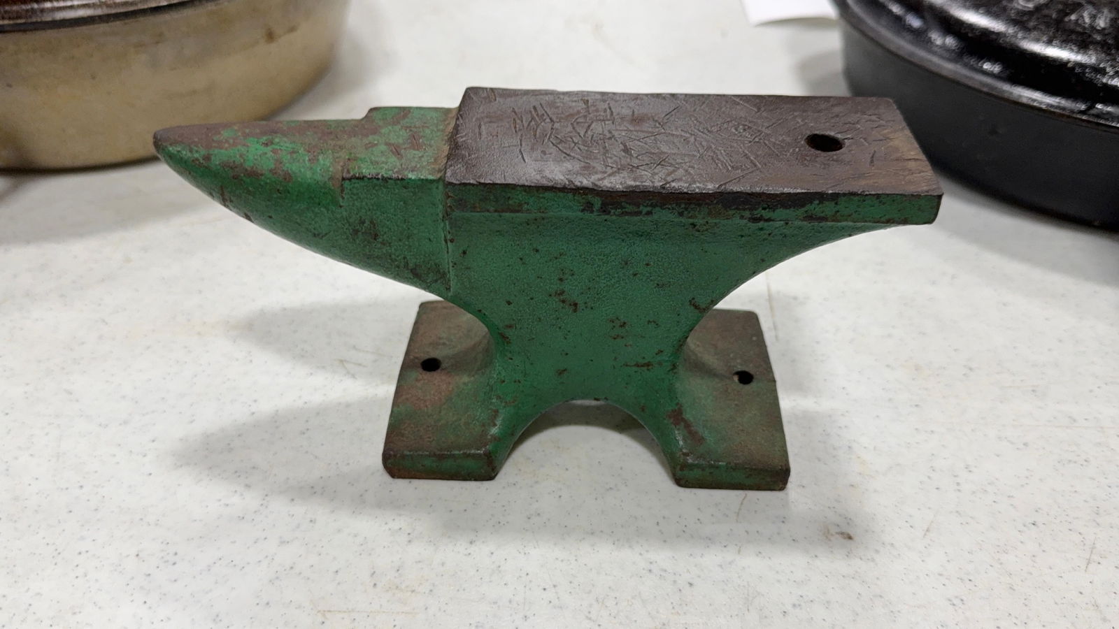 MINI ANVIL 8" MARKED "THE VILLAGE BLACKSMITH" (1 of 4)