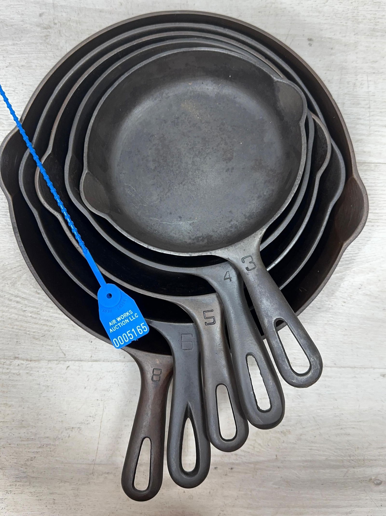 SET OF 5 GRISWOLD SMALL LOGO SKILLETS. #3, 4, 5, 6 & 8 (1 of 11)