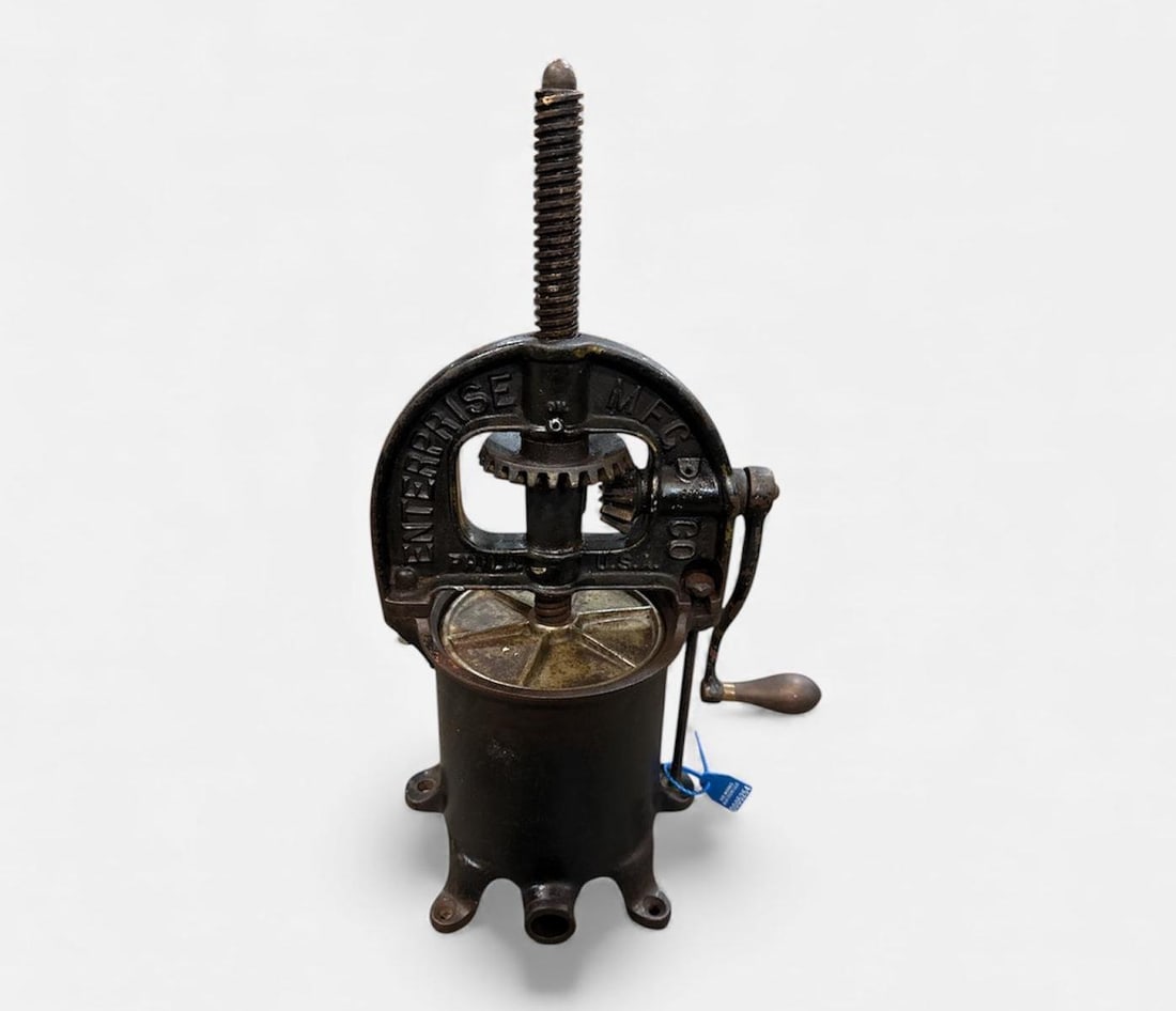 ENTERPRISE SAUSAGE STUFFER #2070 2 QT. (1 of 8)