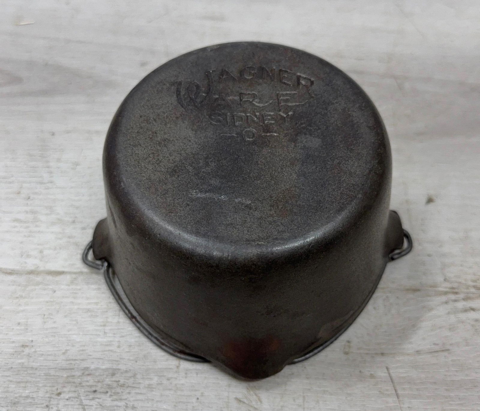 WAGNER WARE TOY KETTLE: Load-out Pick up for all online purchases for Antiques & collectibles is Monday, Tuesday, Wednesday, February 23rd, 24th, 25th At our shipper's location. We do offer shipping on all items shippable wi