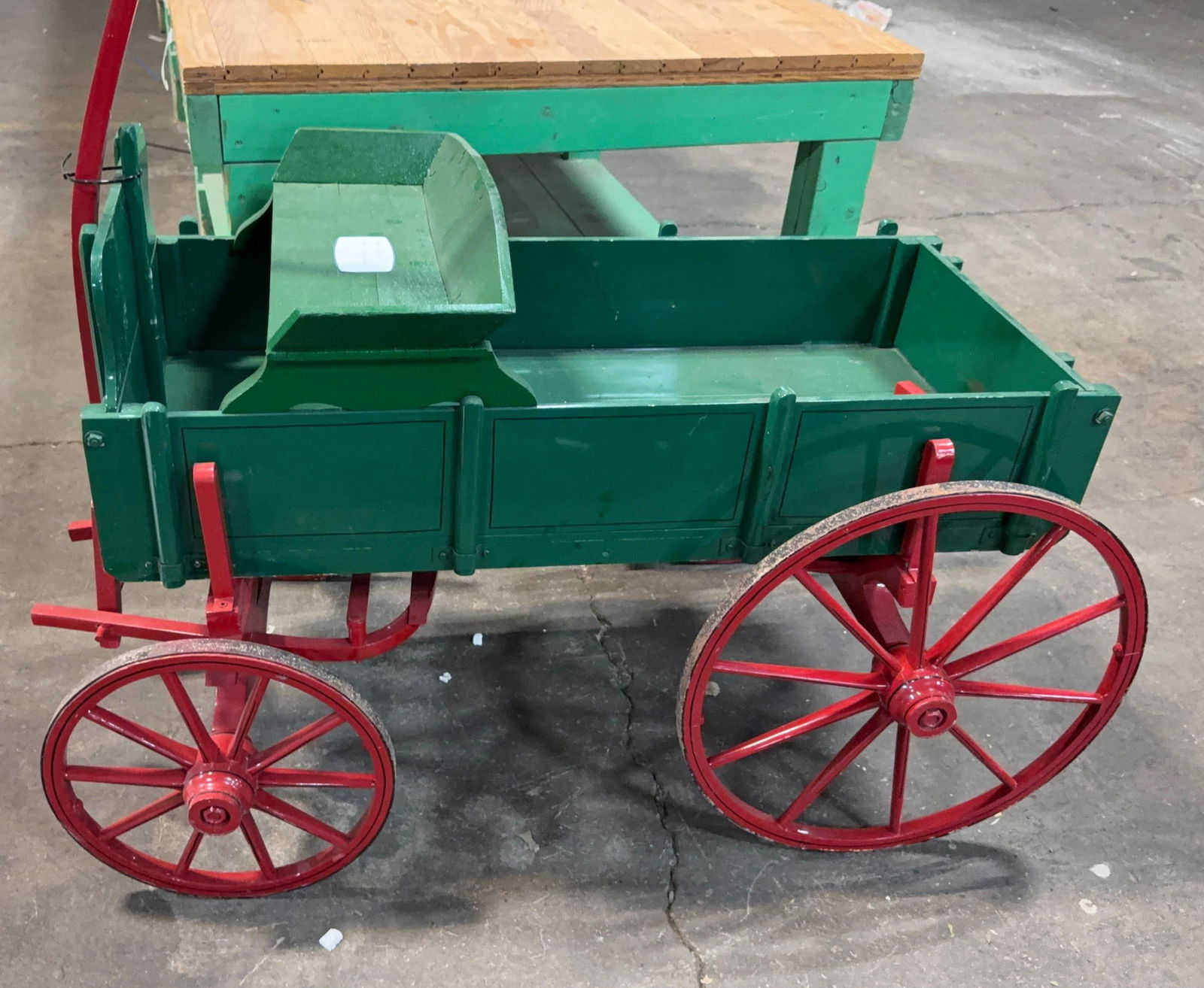 VINTAGE MODEL BOX WAGON. (1 of 9)