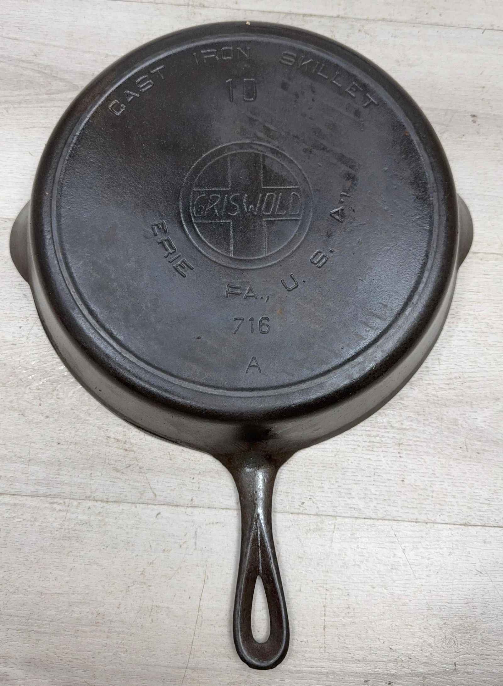GRISWOLD NO. 10 SKILLET LBL SLANT EPU (1 of 6)