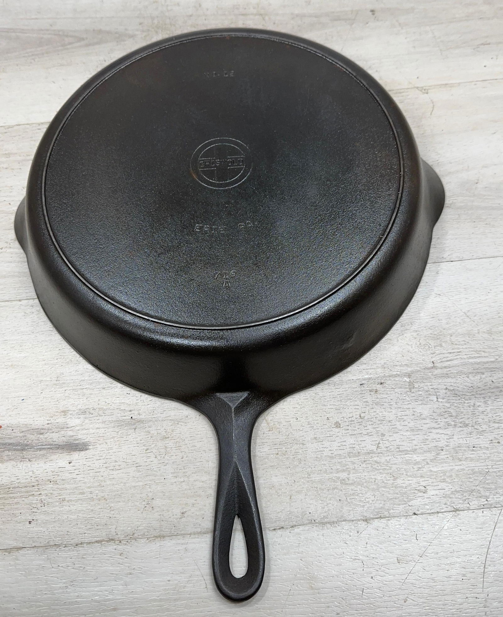 GRISWOLD NO. 12 SKILLET SMALL LOGO: Load-out Pick up for all online purchases for Antiques & collectibles is Monday, Tuesday, Wednesday, February 23rd, 24th, 25th At our shipper's location. We do offer shipping on all items shippable wi