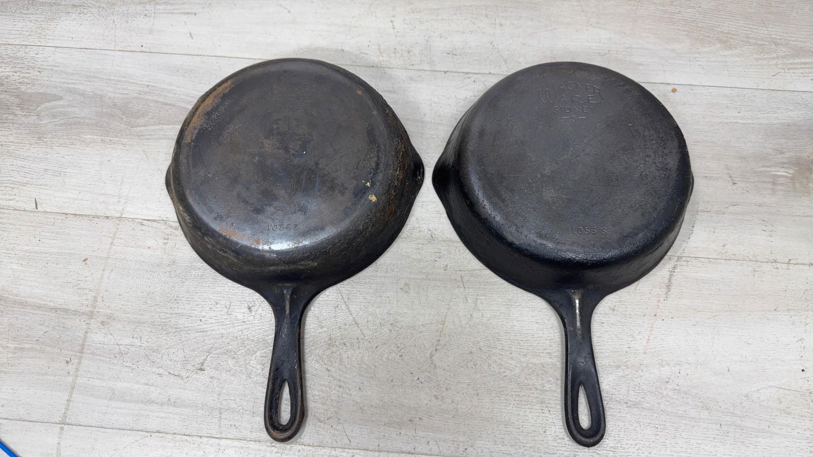 PAIR OF WAGNER NO. 6 SKILLETS (1 of 7)
