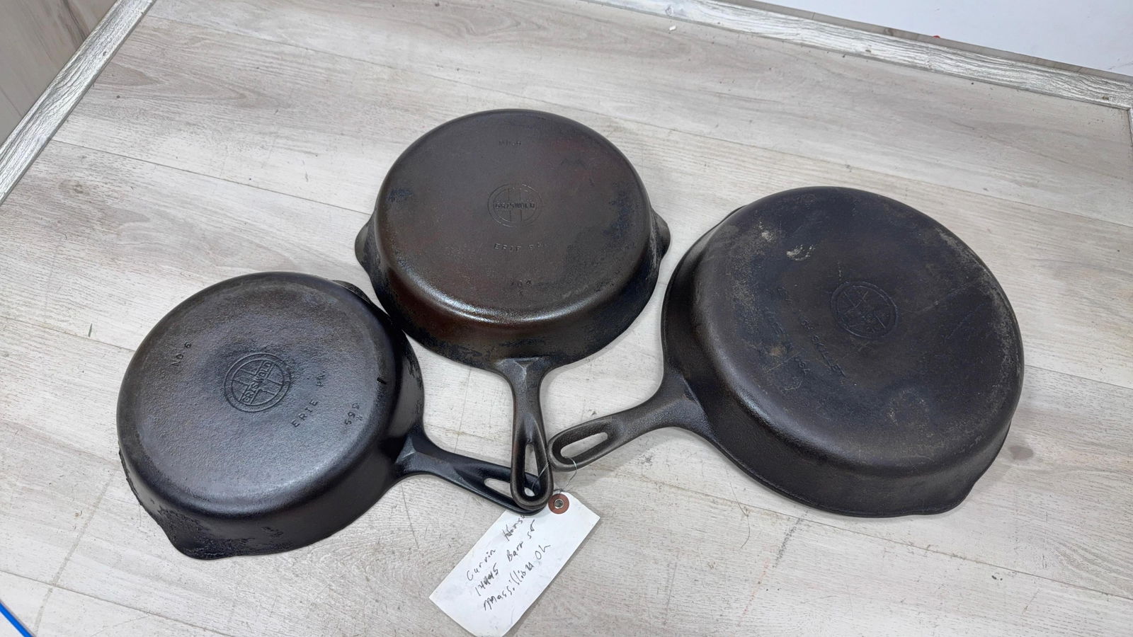 SET OF 3 GRISWOLD SMALL LOGO SKILLETS. NO.'S 6,8 AND 10: Load-out Pick up for all online purchases for Antiques & collectibles is Monday, Tuesday, Wednesday, February 23rd, 24th, 25th At our shipper's location. We do offer shipping on all items shippable wi