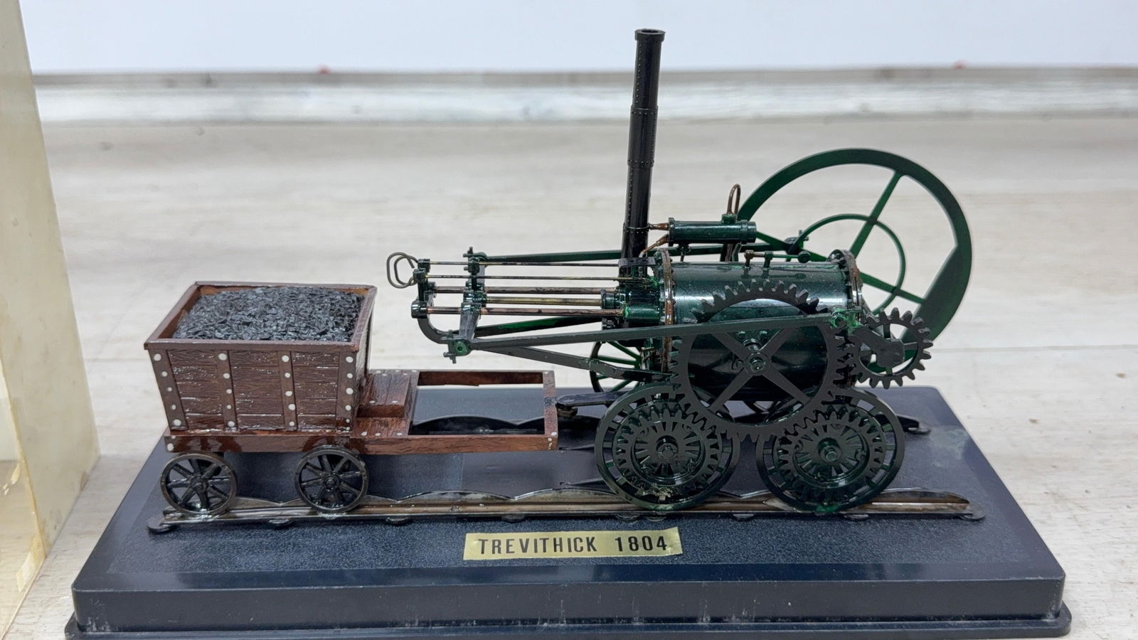 TREVITHICK STEAM ENGINE MODEL. PLASTIC - 3