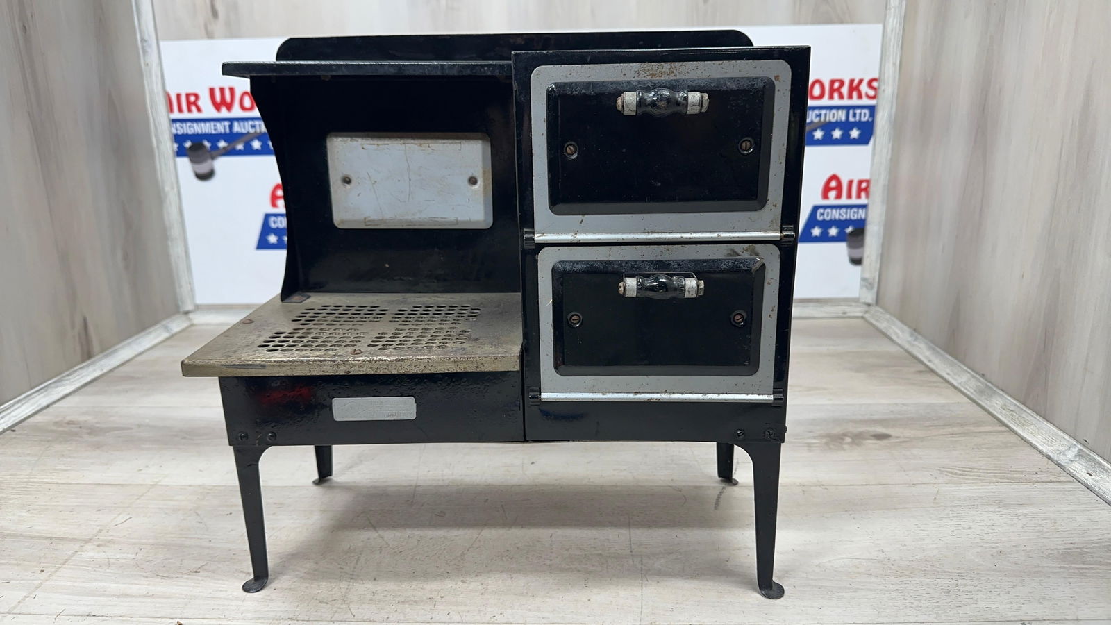 MINIATURE EMPIRE STOVE AND OVEN (1 of 5)