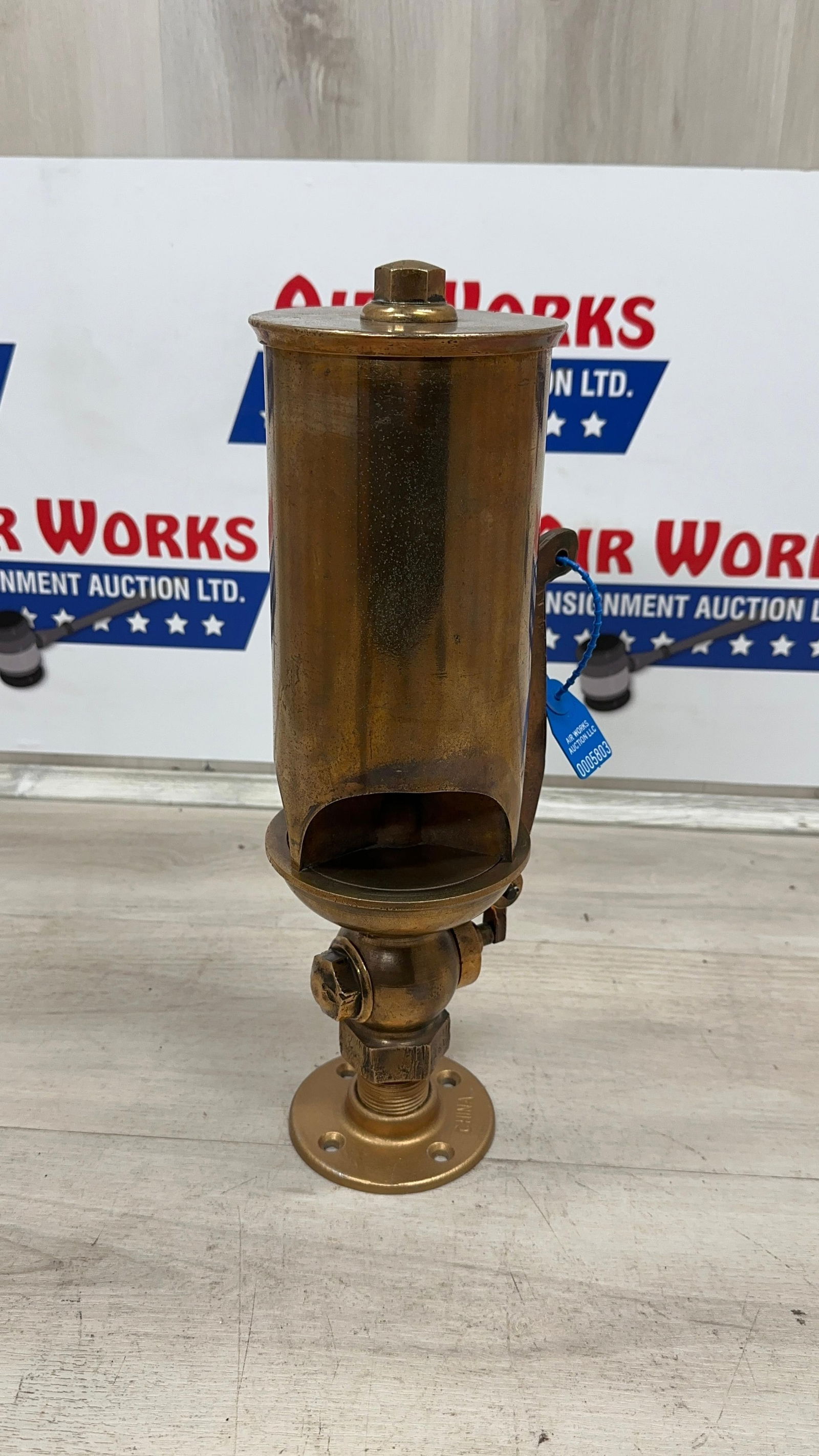4" THREE CHIME STEAM WHISTLE: Load-out Pick up for all online purchases for Antiques & collectibles is Monday, Tuesday, Wednesday, February 23rd, 24th, 25th At our shipper's location. We do offer shipping on all items shippable wi