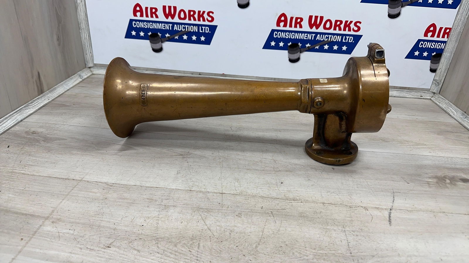 LESLIE TYFON BRASS TRAIN HORN: Load-out Pick up for all online purchases for Antiques & collectibles is Monday, Tuesday, Wednesday, February 23rd, 24th, 25th At our shipper's location. We do offer shipping on all items shippable wi