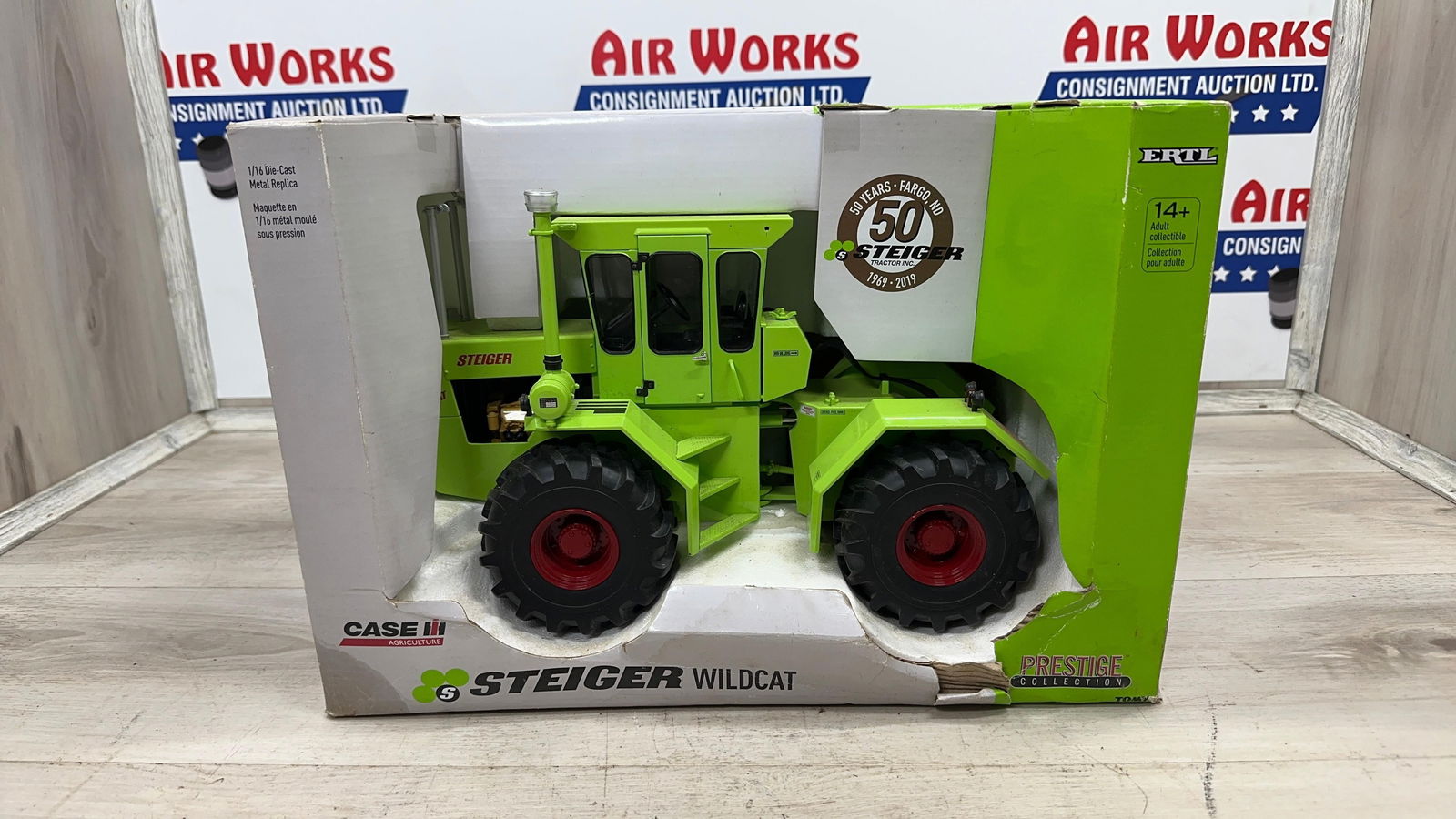 STEIGER WILDCAT 1/16TH SCALE TRACTOR (1 of 6)