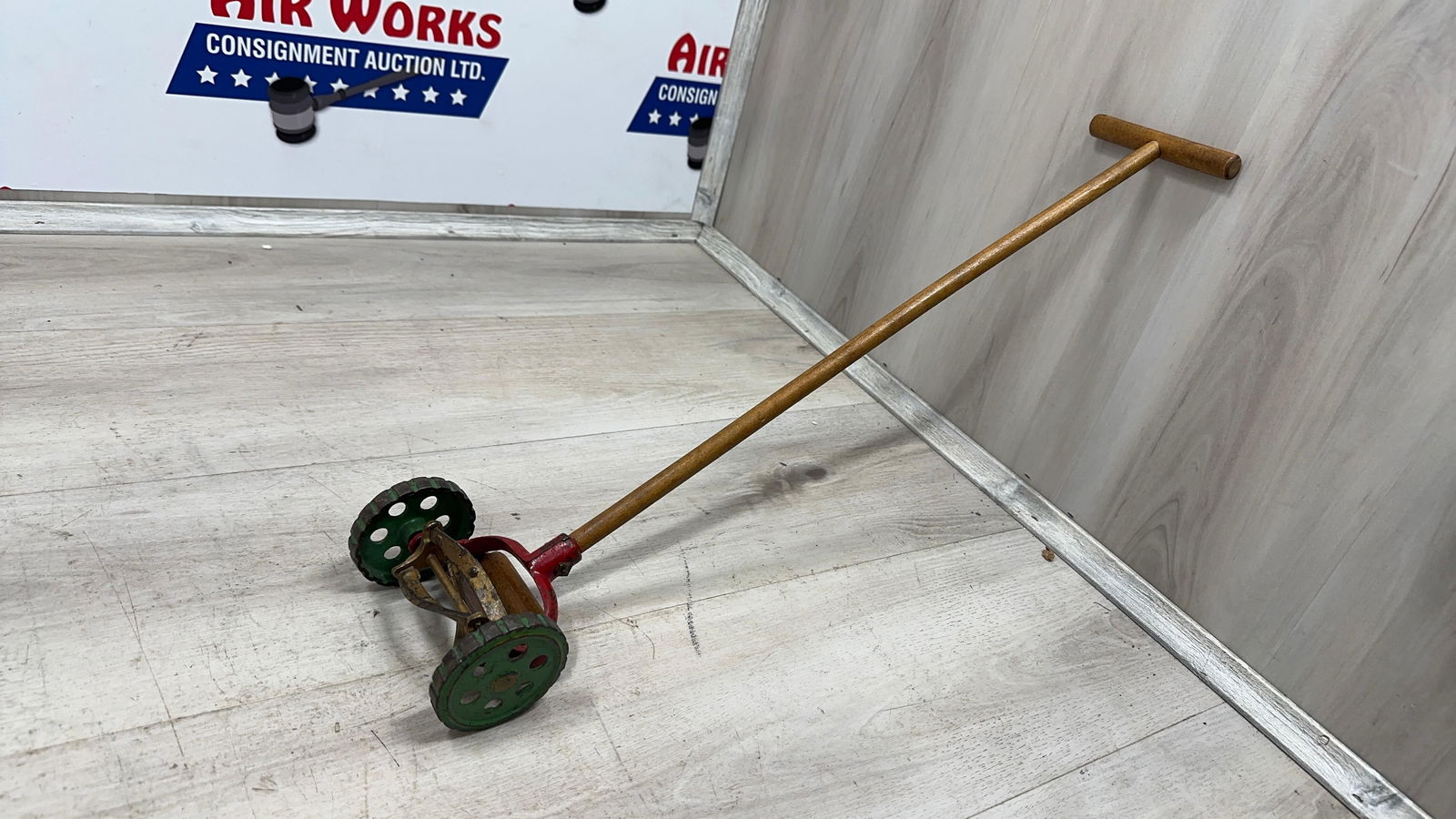 SALESMAN SAMPLE REEL MOWER (1 of 6)