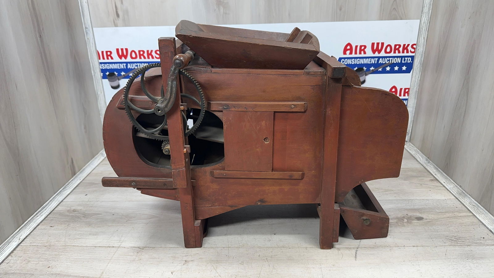 SALESMAN SAMPLE FANNING MILL (1 of 10)