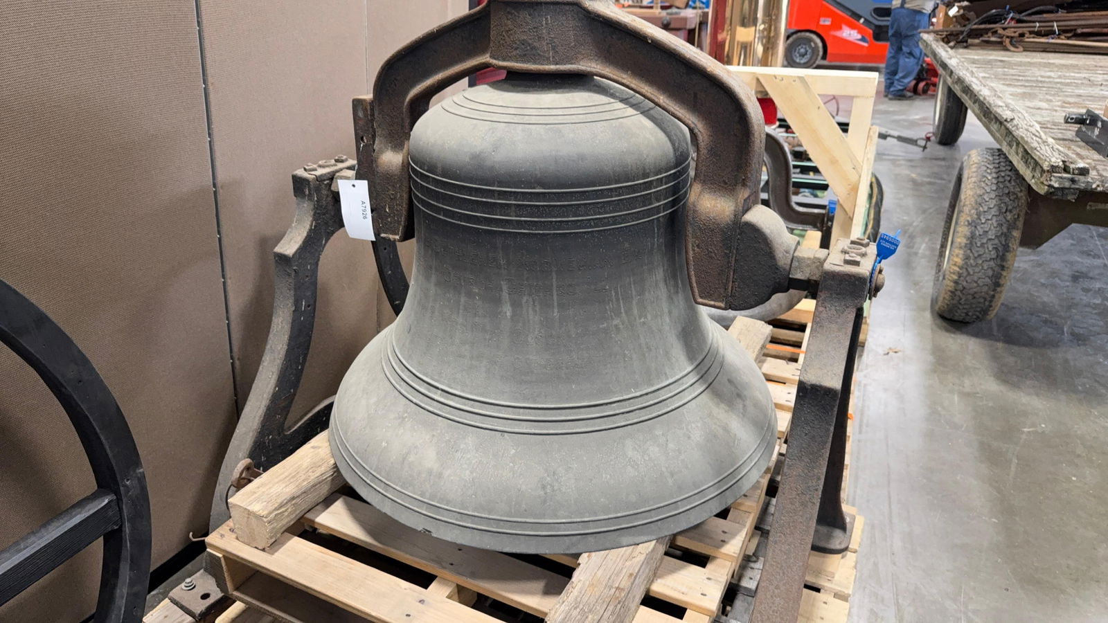 LARGE BRASS BELL BETHLEHEM NORWEGIAN CHURCH: MADE BY MENEELY BELL CO. TROY NY. 1912 Load-out Pick up for all online purchases for Antiques & collectibles is Monday, Tuesday, Wednesday, February 23rd, 24th, 25th At our shipper's location. We