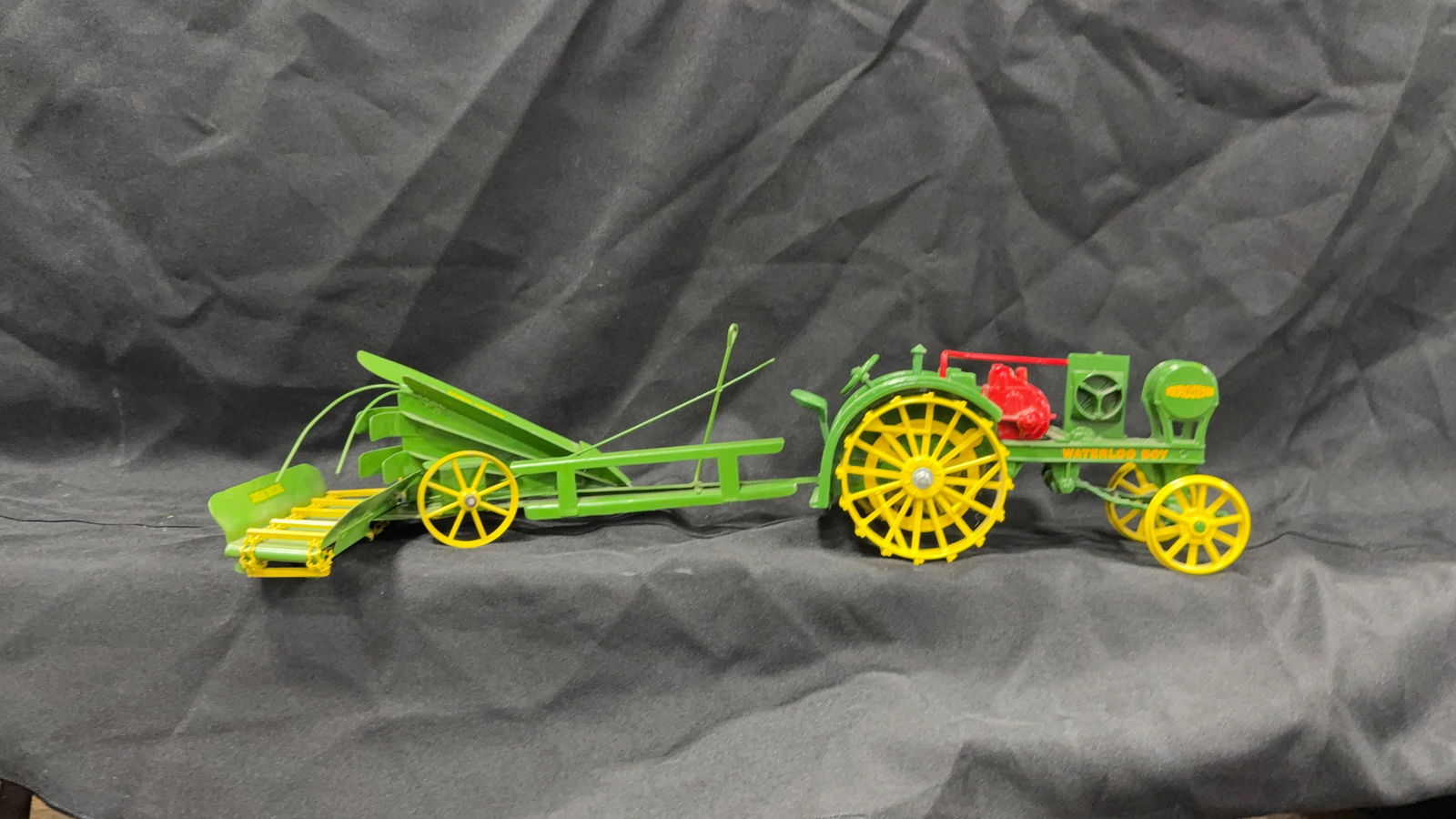 JOHN DEERE WATERLOO BOY AND WHEAT BINDER (1 of 6)