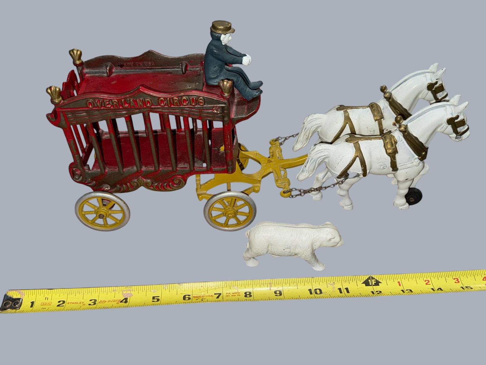 Kenton Cast Iron Overland Circus Wagon with Polar Bear in Cage 1940s Vintage: Load-out Pick up for all online purchases for Antiques & collectibles is Monday, Tuesday, Wednesday, February 23rd, 24th, 25th At our shipper's location. We do offer shipping on all items shippable wi