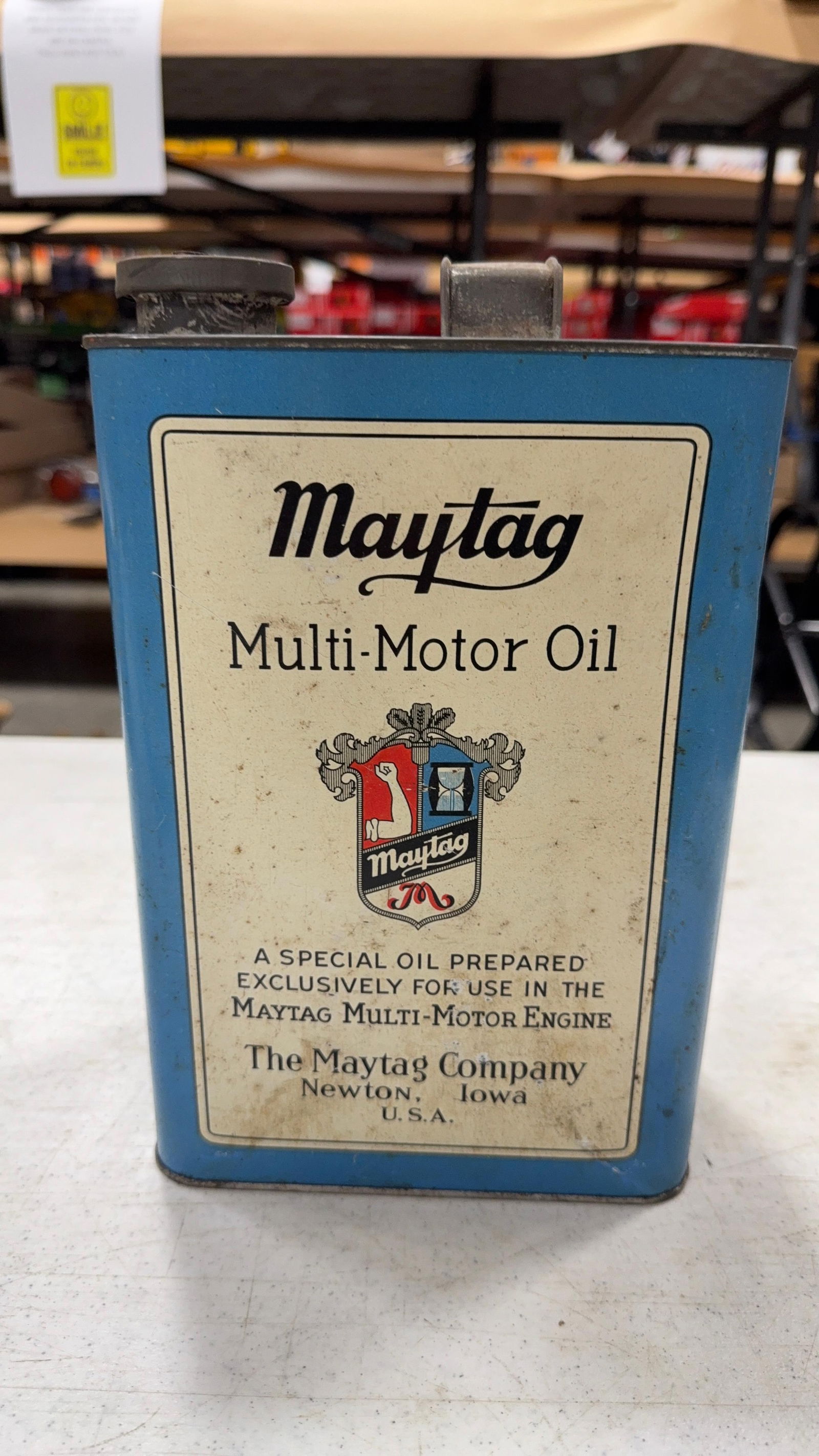 ORIGINAL MAYTAG OIL CAN. FULL! (1 of 5)