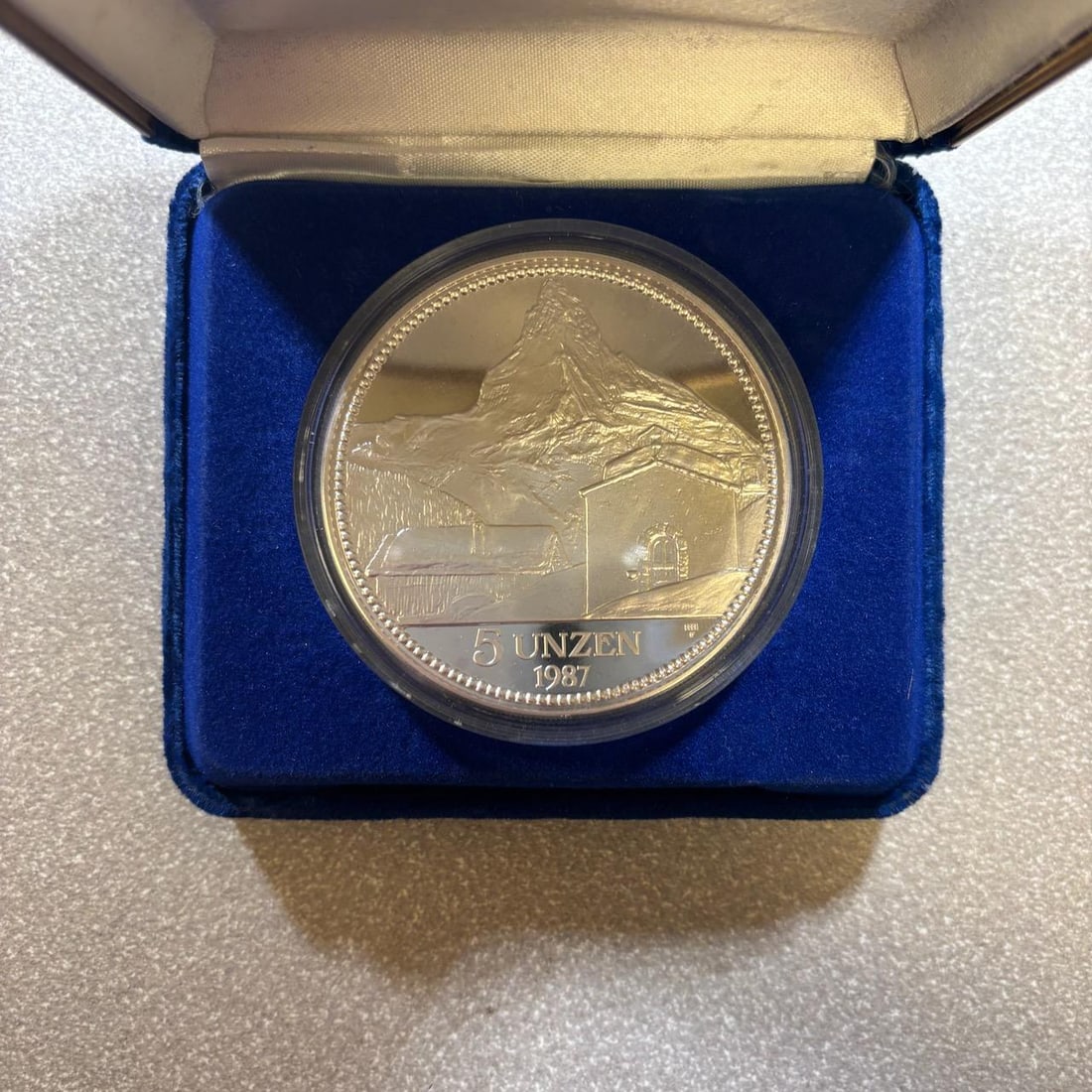1987 Helvetia 5 Ounce Silver Coin, Mountain and Train Design (1 of 3)