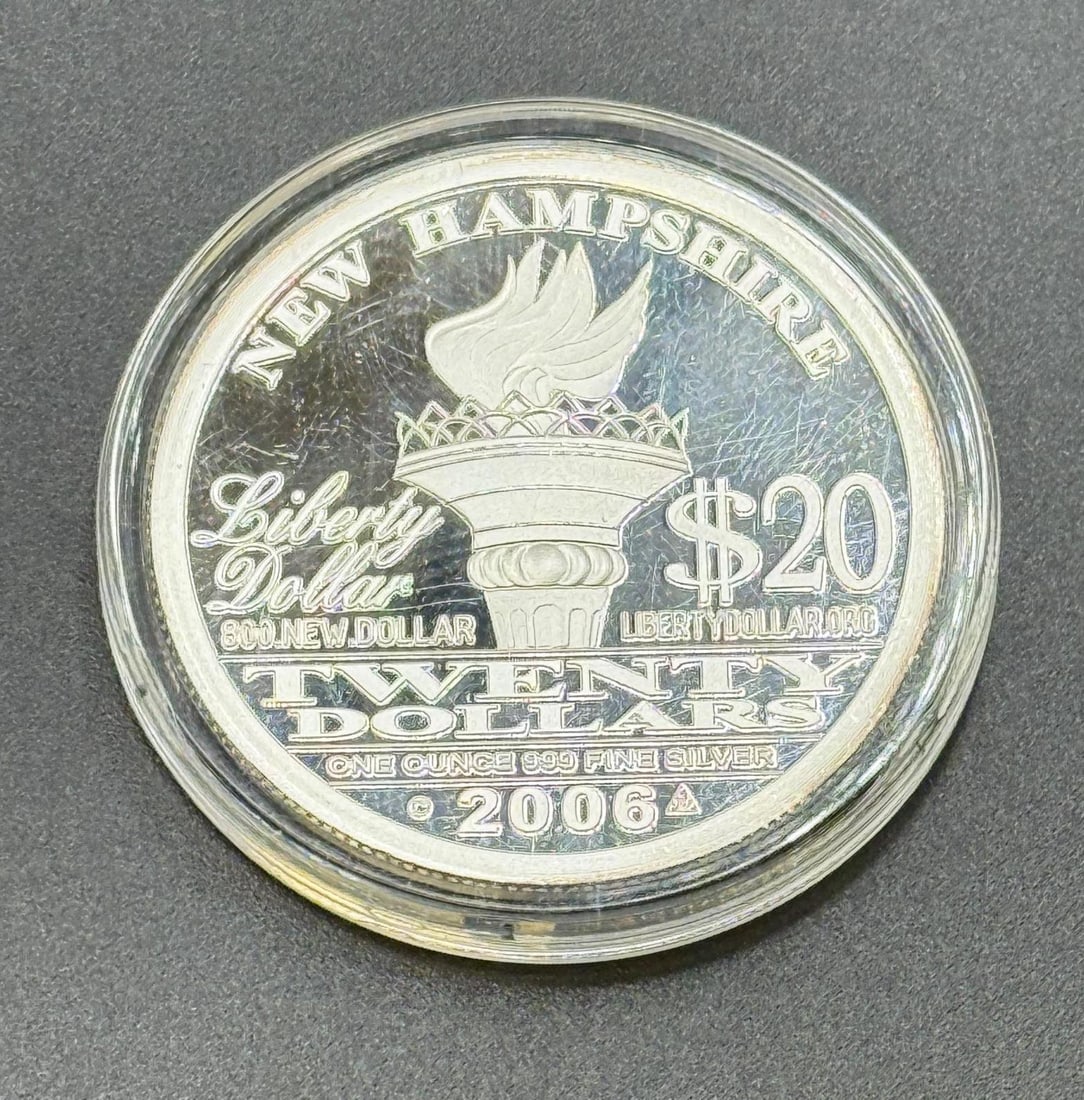 2006 New Hampshire One Troy Ounce .999 Silver Round (1 of 2)