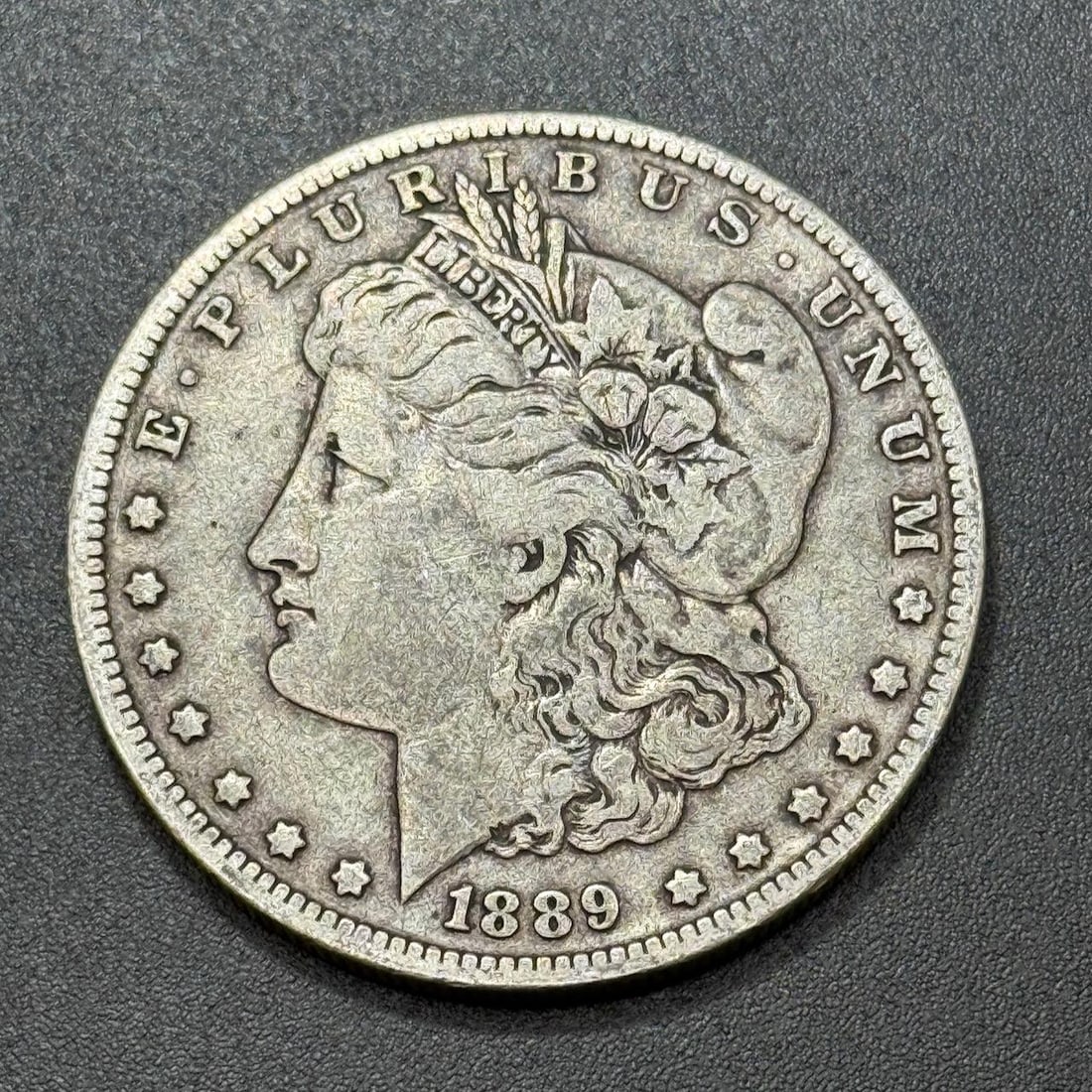1889-O Morgan Dollar Coin, United States, 90% Silver (1 of 2)