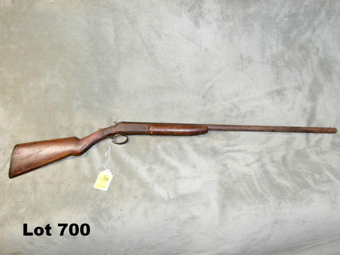 Wauregan Arms single shot gun: Wauregan Arms 12Ga Single 30"Brl Sn C5939 Fair Condition - C&R