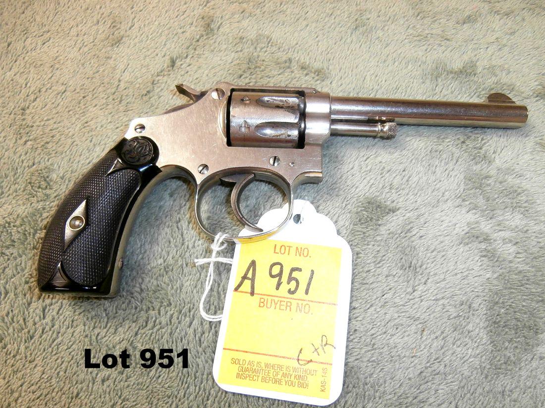 Lady Smith Smith & Wesson 22 cal revolver: Lady Smith Smith & Wesson 22 cal revolver in good conditon - C&R