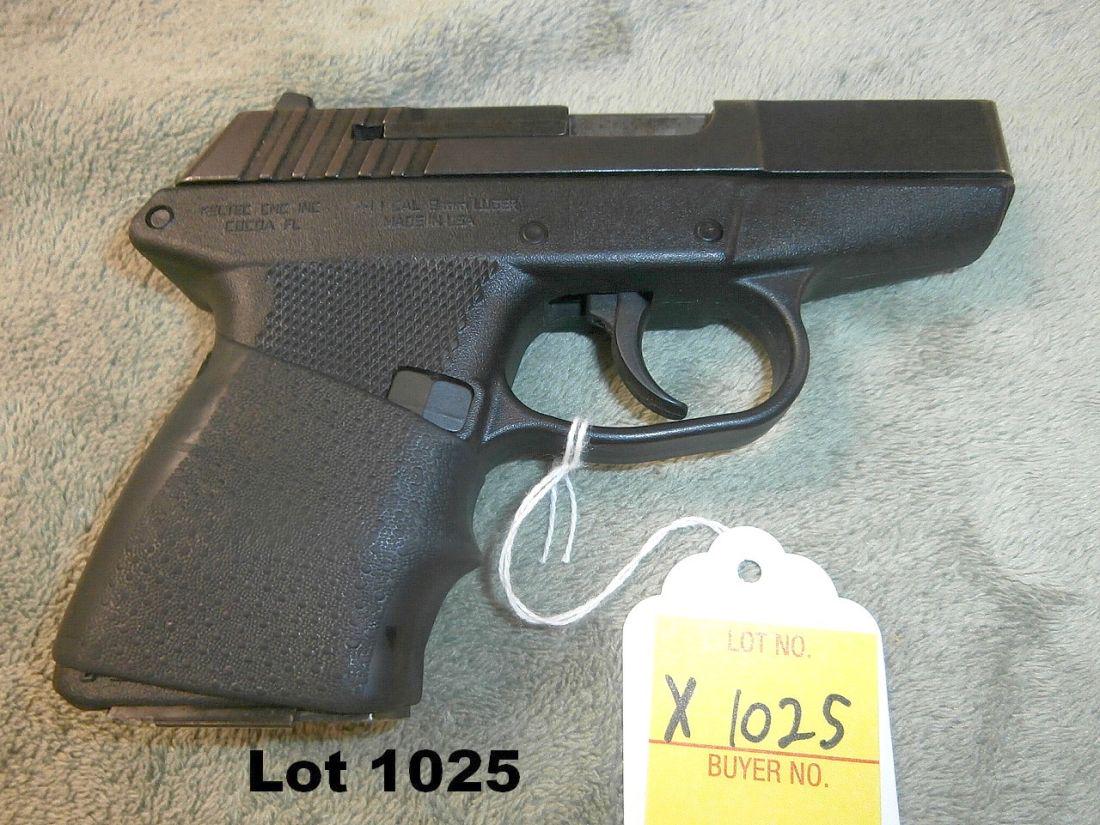 Keltec P11 9mm semi-auto pistol: Keltec P11 9mm semi-auto pistol in very good condition - FFL