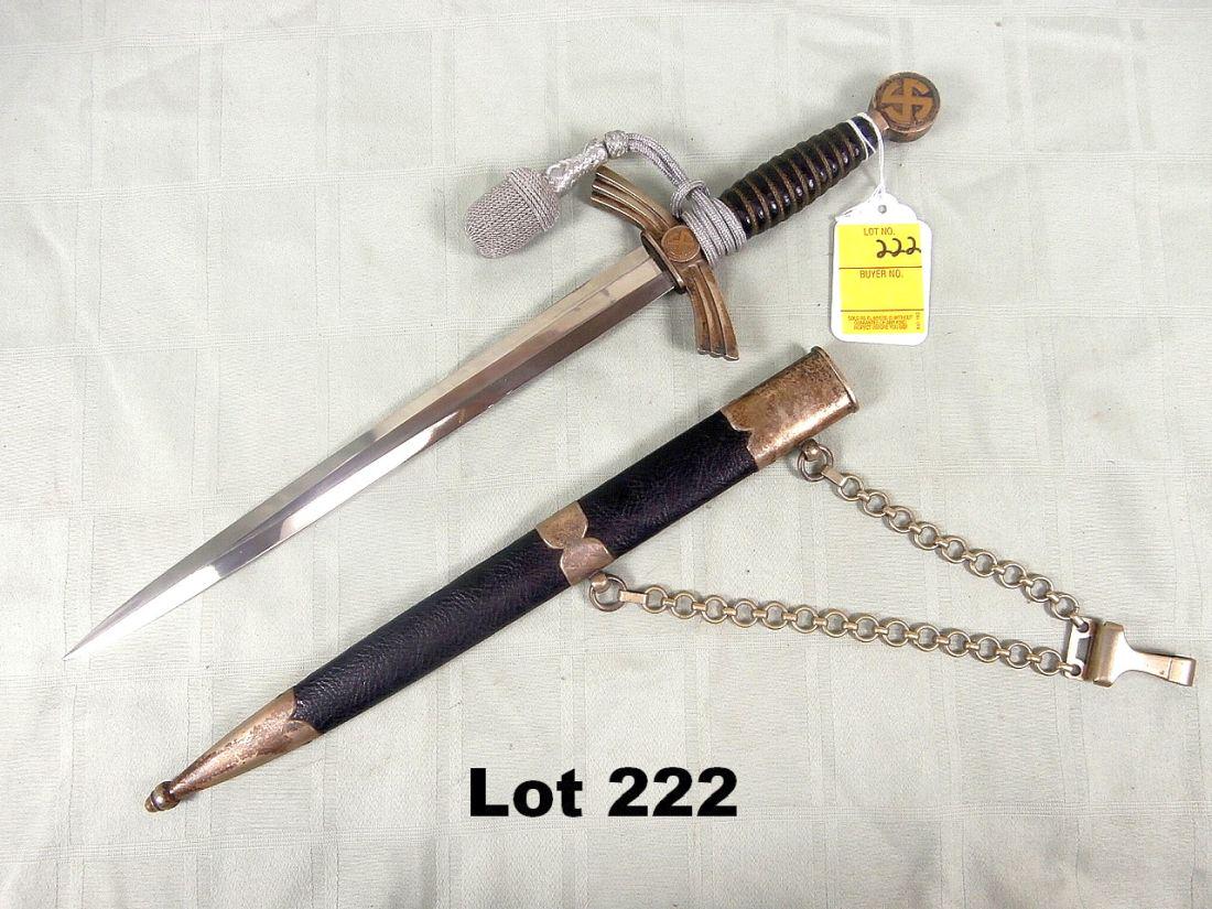 German WWII Luftwaffe 1St Model Dagger: German WWII Luftwaffe 1st model dagger with scabbard make Paul Weyersbery Solingen 19 1/4"