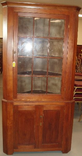 Penn. Corner Cabinet