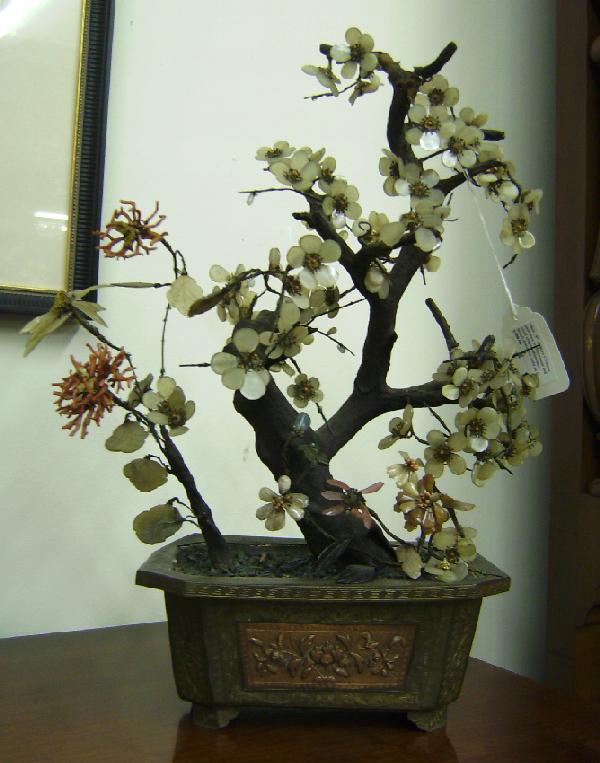 Chinese jade tree: Chinese 19th century jade tree