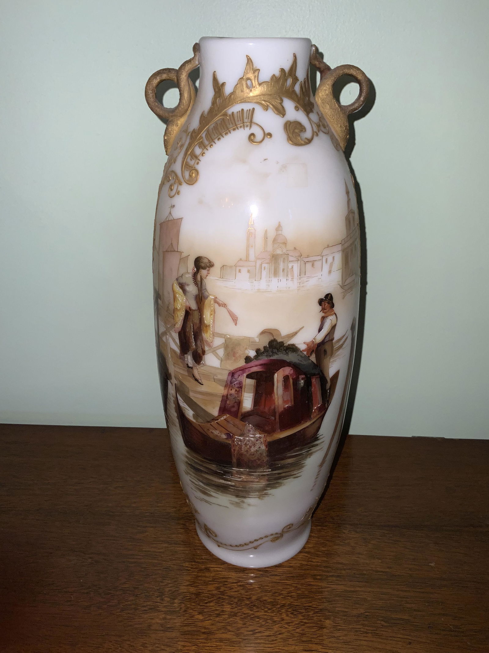 Mt. Washington Tall Venetian Scenic Vase (1 of 6)