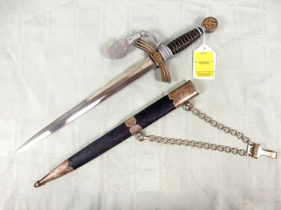 German Wwii Luftwaffe 1St Model Dagger (1 of 5)