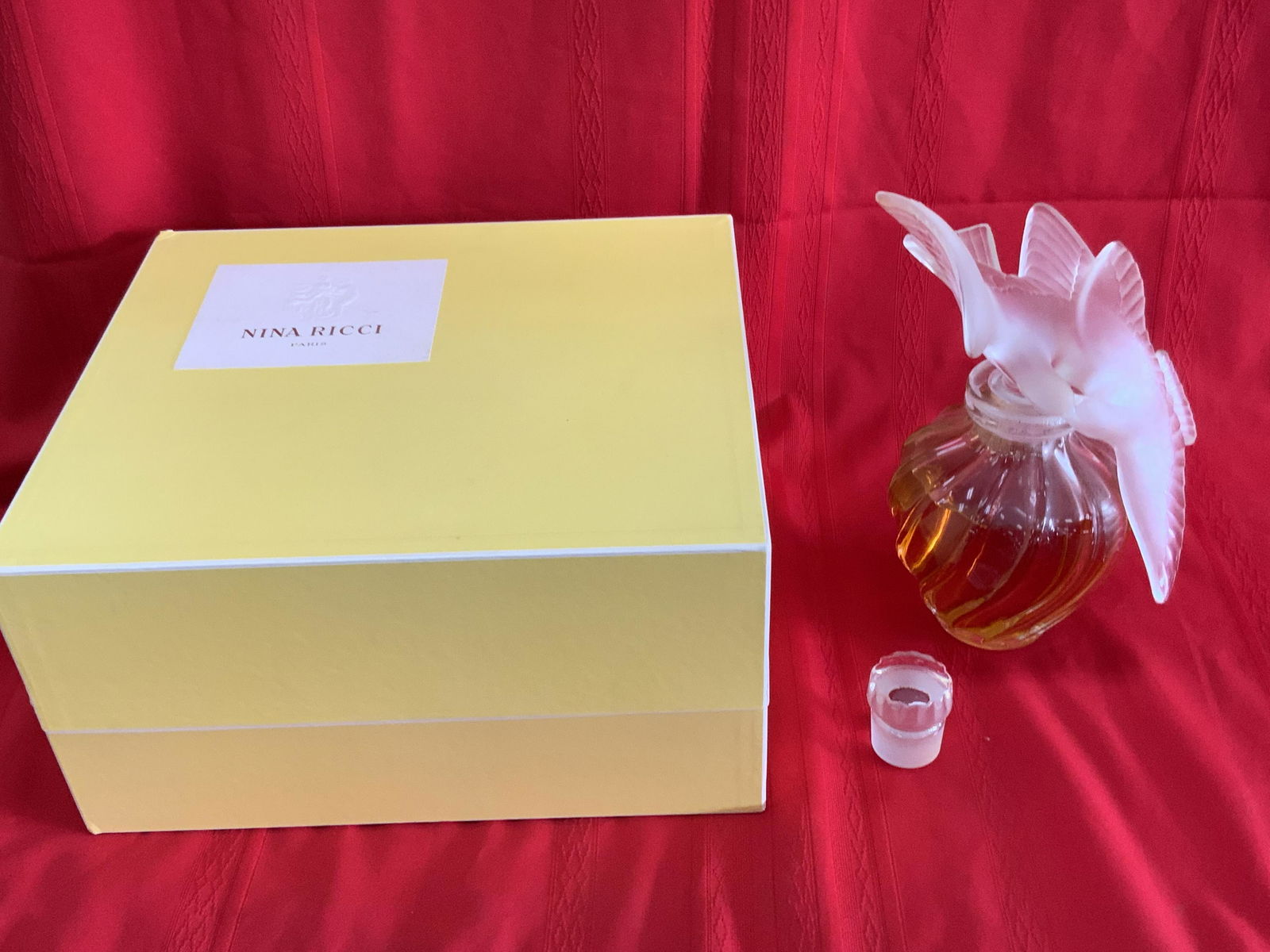 Lalique Large Dove Store Display Nina Ricci Paris (1 of 5)