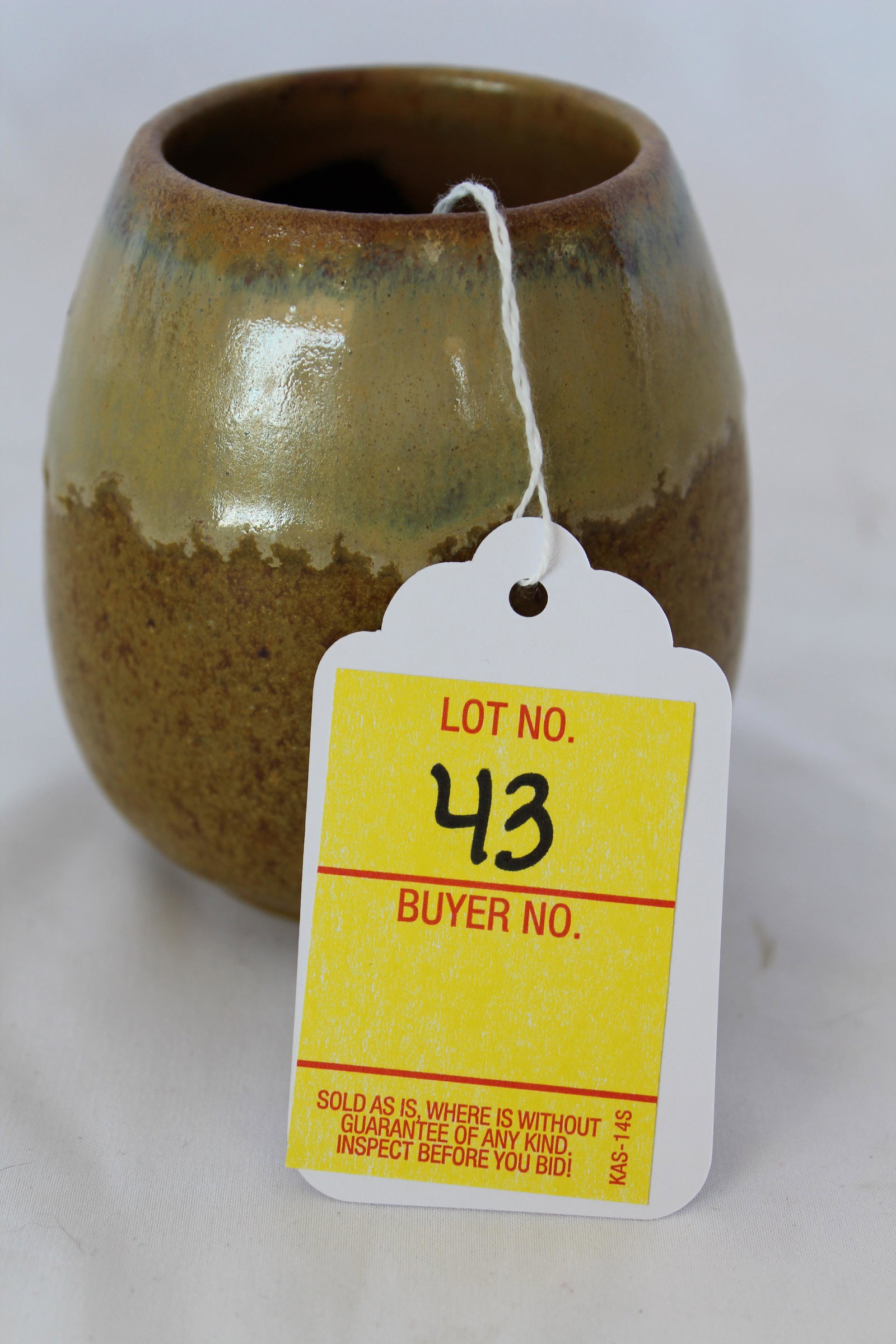 Fulper Pottery Brown Drip Glaze Vase: Fulper Pottery Brown Drip Glaze Vase 3.5 inches tall 3.5 inches at the widest. Marked on the bottom