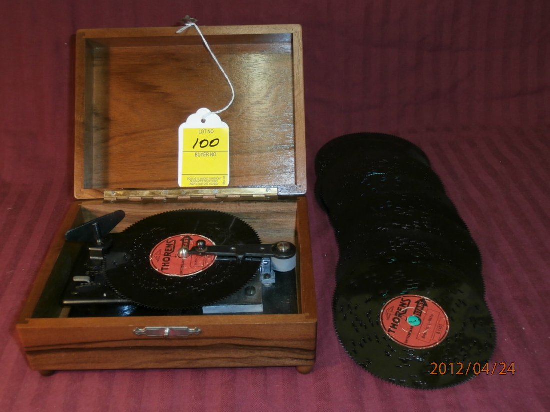 Swiss Music Box with Discs: Music Box - Thorens - Swiss music box-4.5" discs - 13 discs total