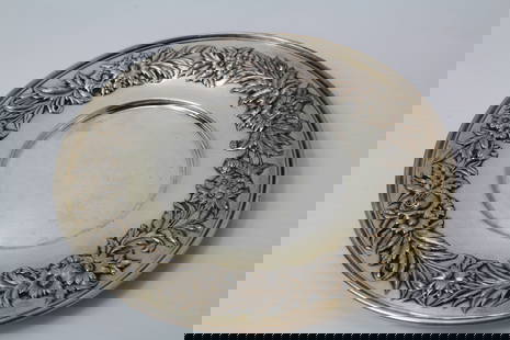 S. Kirk & Son Sterling Repousse 10 inch Plate 12 Ozt: S. Kirk & Son Sterling Repousse 10 inch Plate 12 Ozt. Marked S.Kirk & Son Sterling 727
