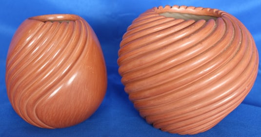 Pair of Native Jemez Pottery Swirled Coiled Jars By Damian Toya With Signature