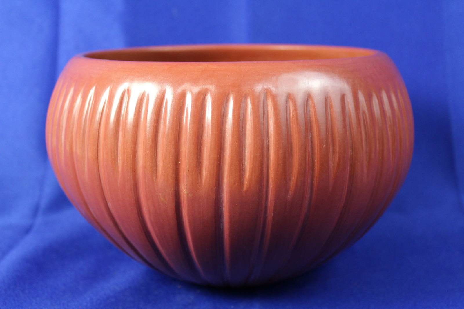 Handcrafted Native Santa Fe & Santa Clara Large Melon Ribbed Clay Bowl Signed Tina Garcia (1 of 6)