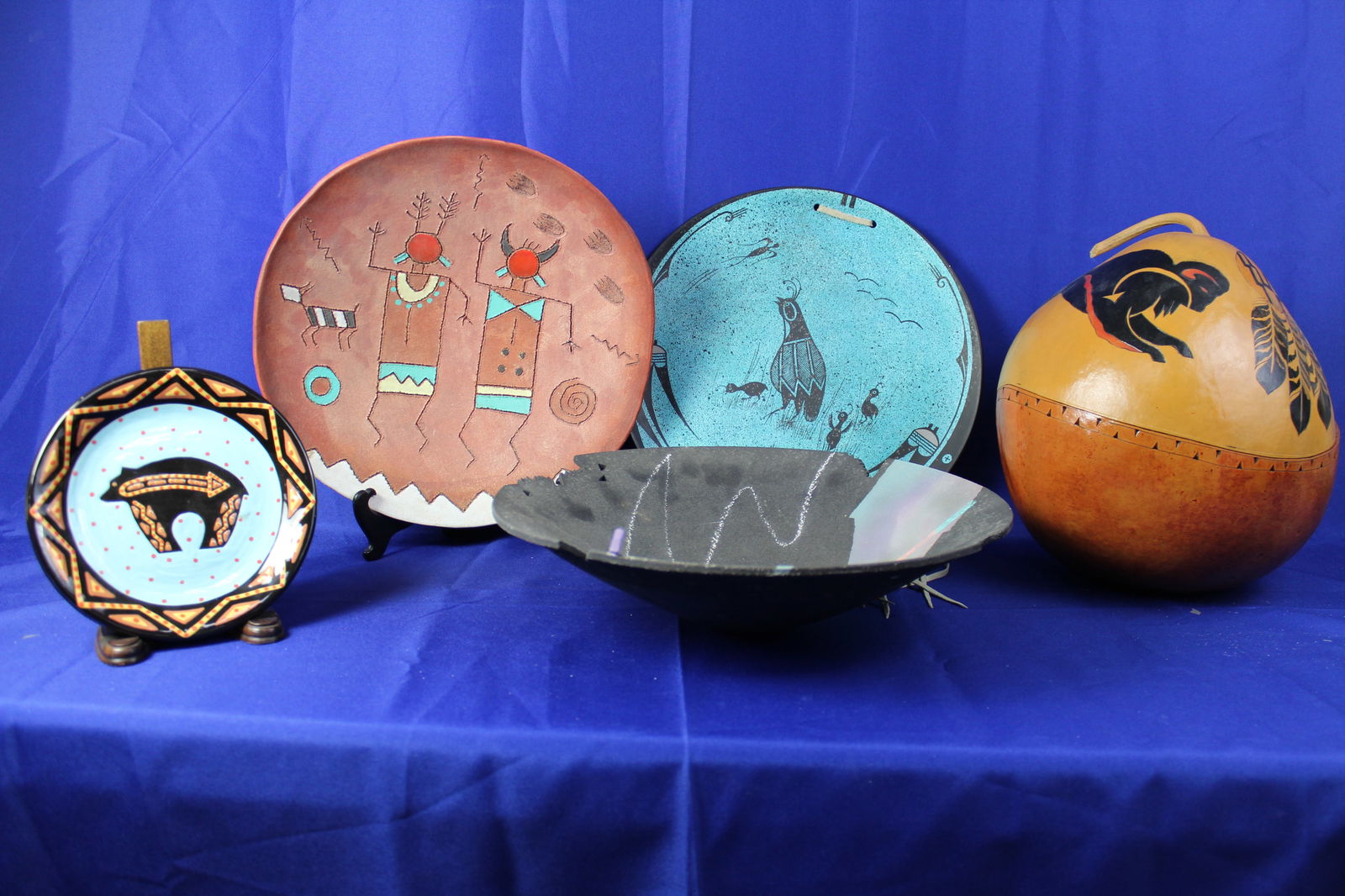 Lot of Four Signed South Western Plates From Various Artists and A Gourd Art Piece (1 of 18)