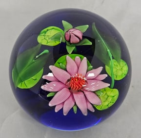 1991 Lampwork Water Lily Flower Paperweight Signed Steven Lundberg Lundberg Studios & Numbered