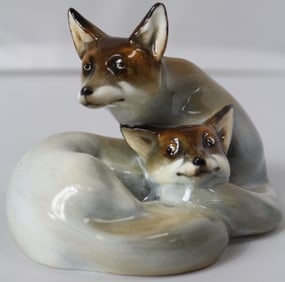 Royal Doulton Curled Foxes HN117