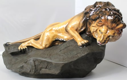 Royal Doulton Lion On Rock HN2641