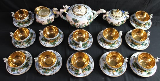 DRS Capodimonte 659 Grotesque Tea Set