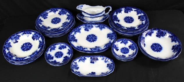 New Wharf Pottery Waldorf Pattern Flow Blue Dinnerware